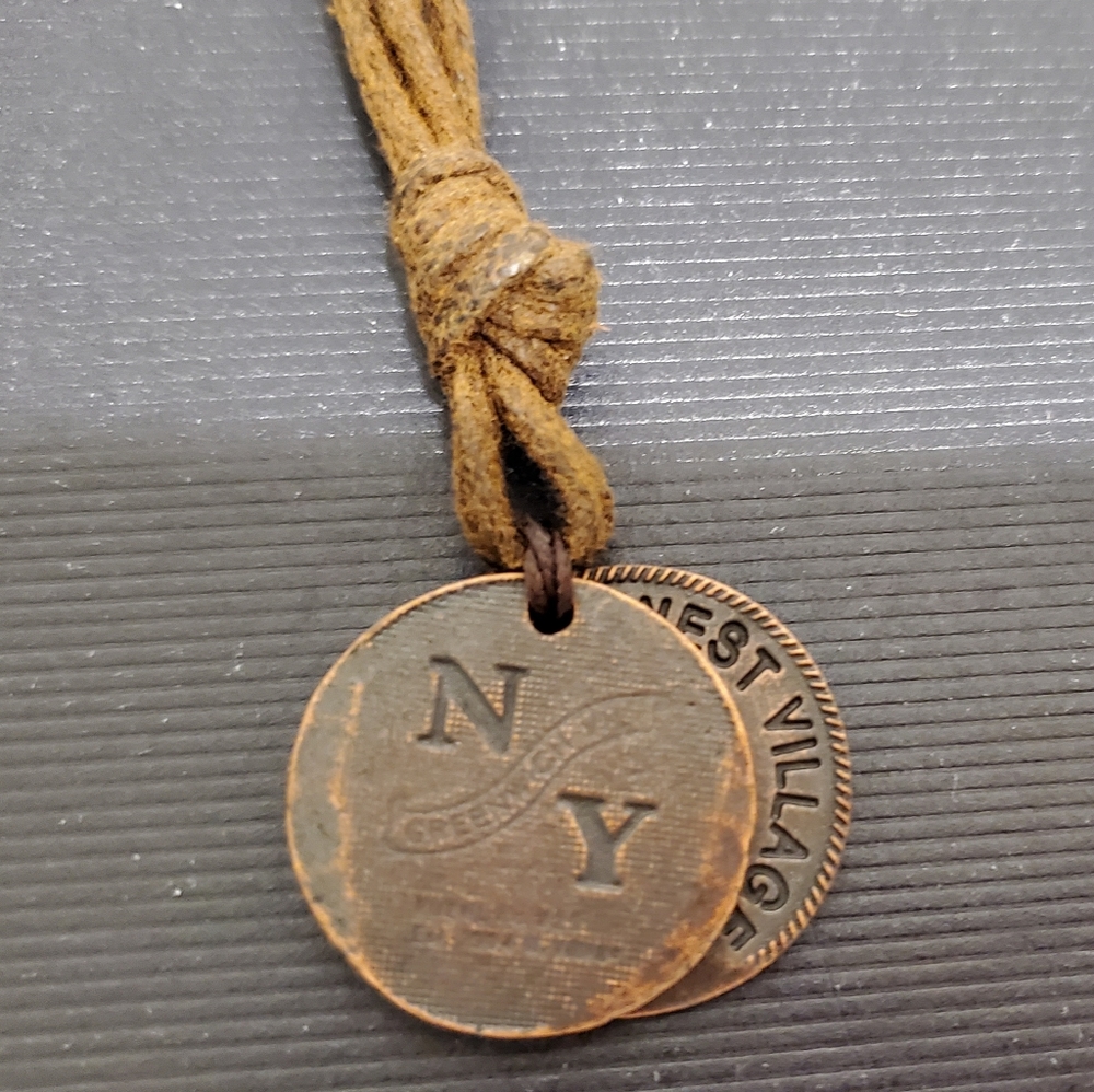 1pc RUEHL PENDANT NECKLACE faux leather NWOT